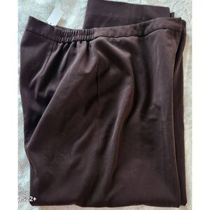 P18  Pursuits. Ltd. Woman brown dress pants